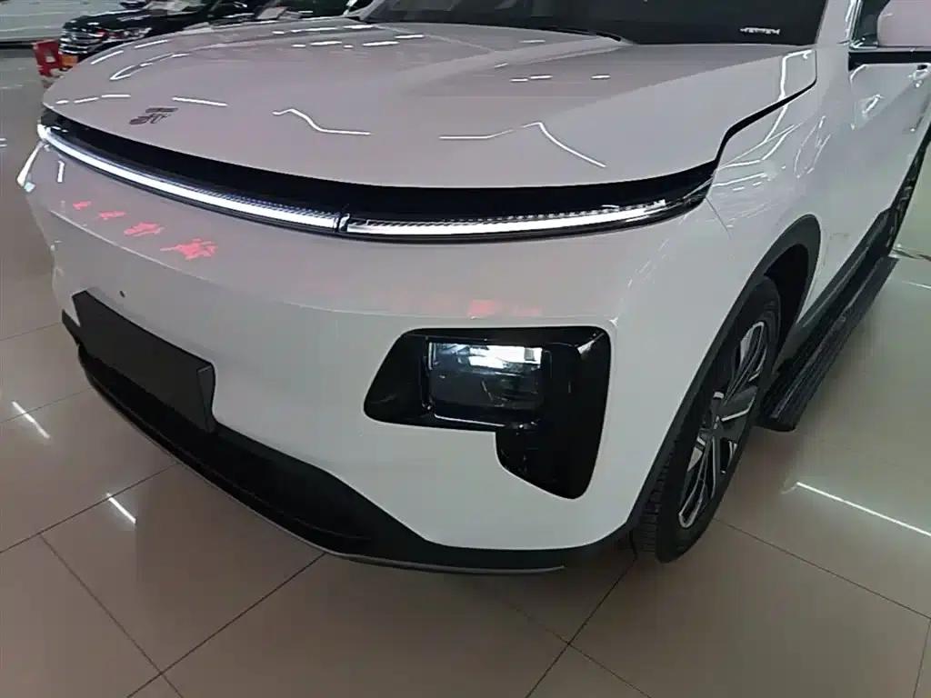 Jetour Mountain & Sea L7 2025 1.5T 120km Comfort Edition 5-seater — миниатюра 24