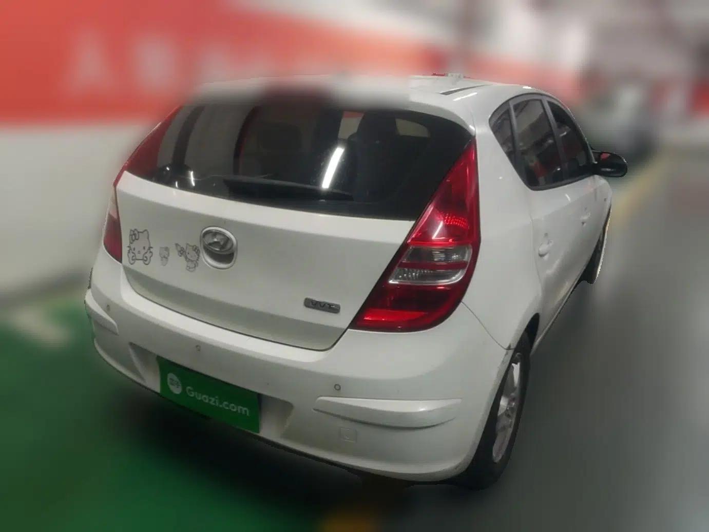 Hyundai i30 2009 1.6L Automatic Comfort Edition — миниатюра 6