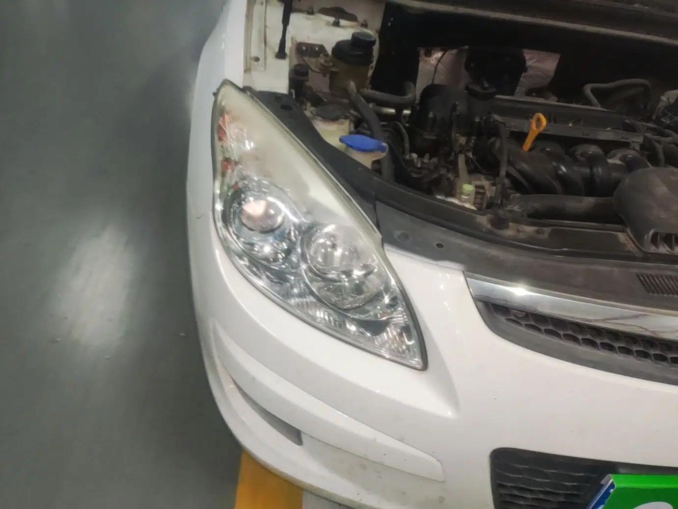 Hyundai i30 2009 1.6L Automatic Comfort Edition — миниатюра 7