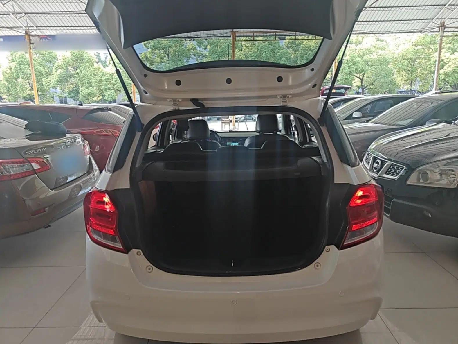 Chevrolet Lova RV 2016 1.5L Automatic Smart Drive Edition — миниатюра 22