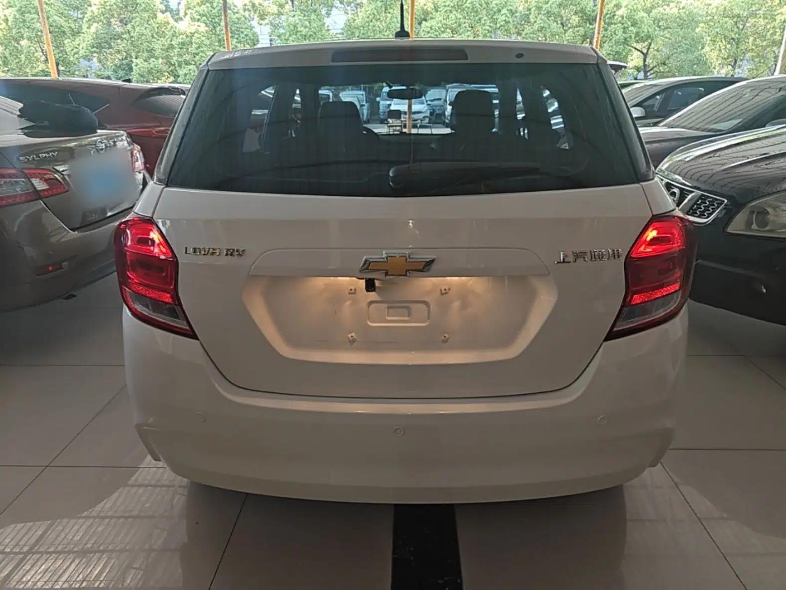 Chevrolet Lova RV 2016 1.5L Automatic Smart Drive Edition — миниатюра 5