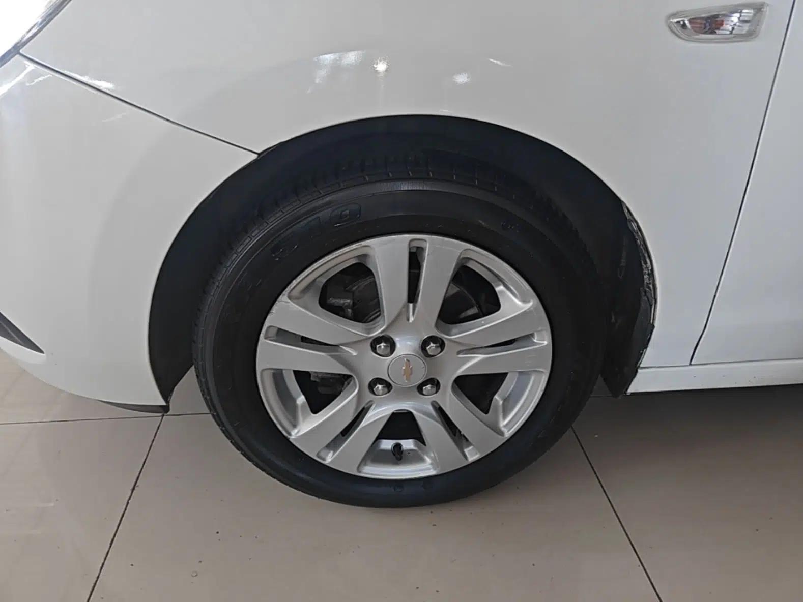 Chevrolet Lova RV 2016 1.5L Automatic Smart Drive Edition — миниатюра 8