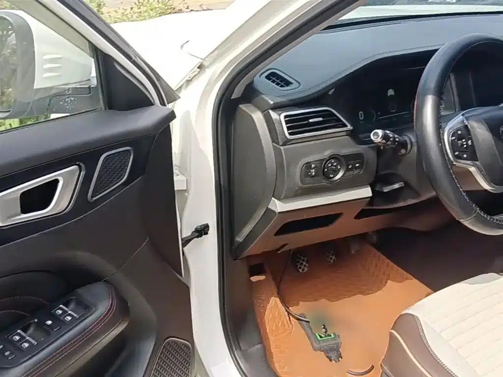 2020 X-Trail 1.5L Manual Trendy — миниатюра 16
