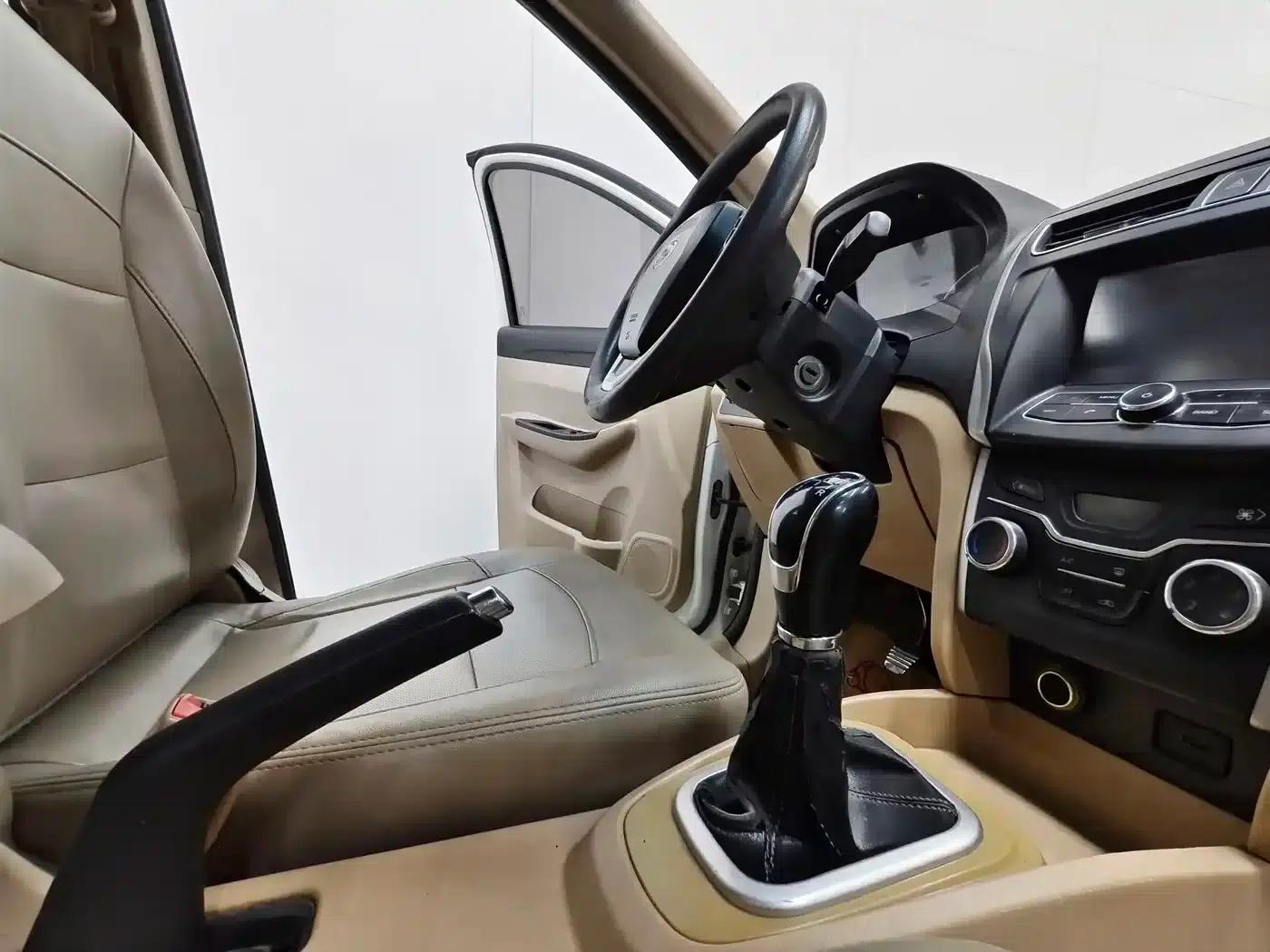Chery K50 2015 1.5L Manual Deluxe Edition — миниатюра 15