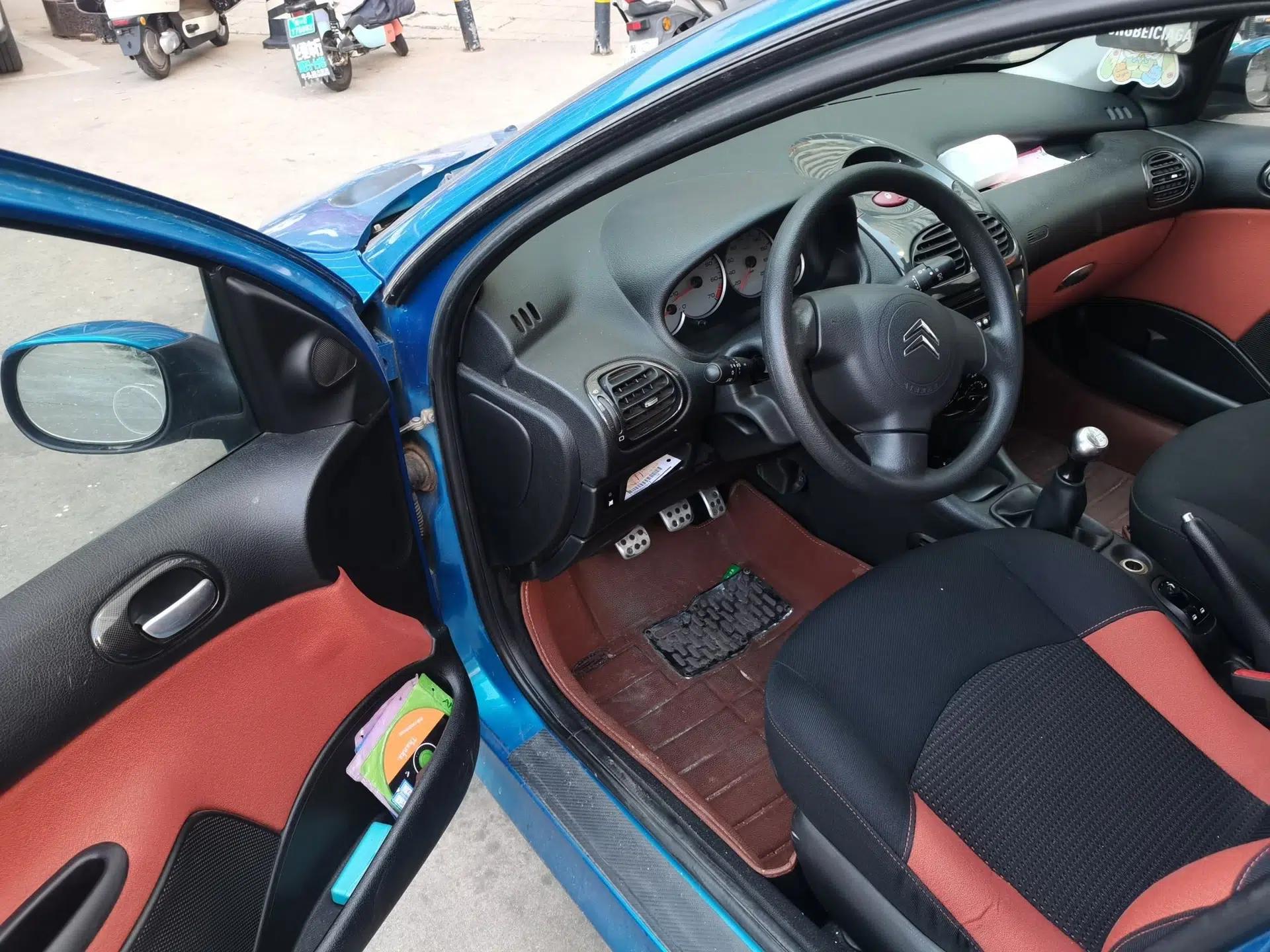 Citroen C2 2012 1.4L Manual Sport Model — миниатюра 17