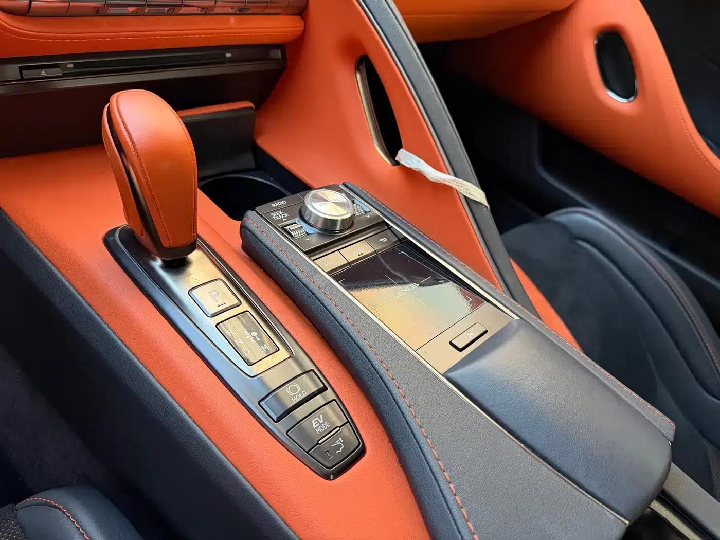 Lexus LC 2020 500h Sport — миниатюра 17
