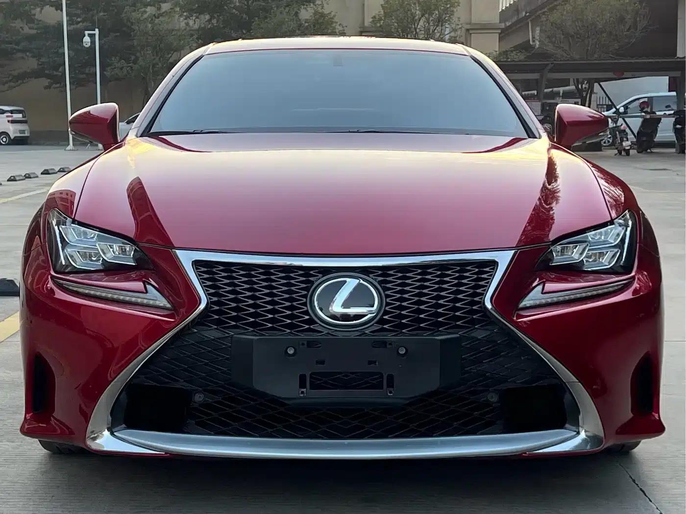 Lexus RC 2016 200t F SPORT Edition — миниатюра 1