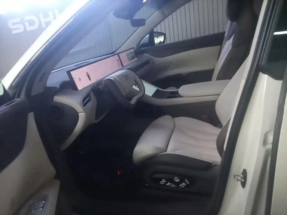 IM LS7 2024 100kWh Max Lux Rear-Drive Version — миниатюра 18