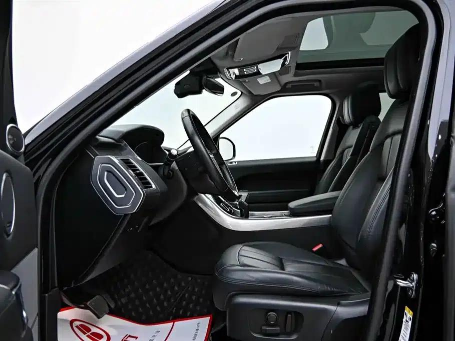 Range Rover Sport Hybrid 2020 P400e SE — миниатюра 4