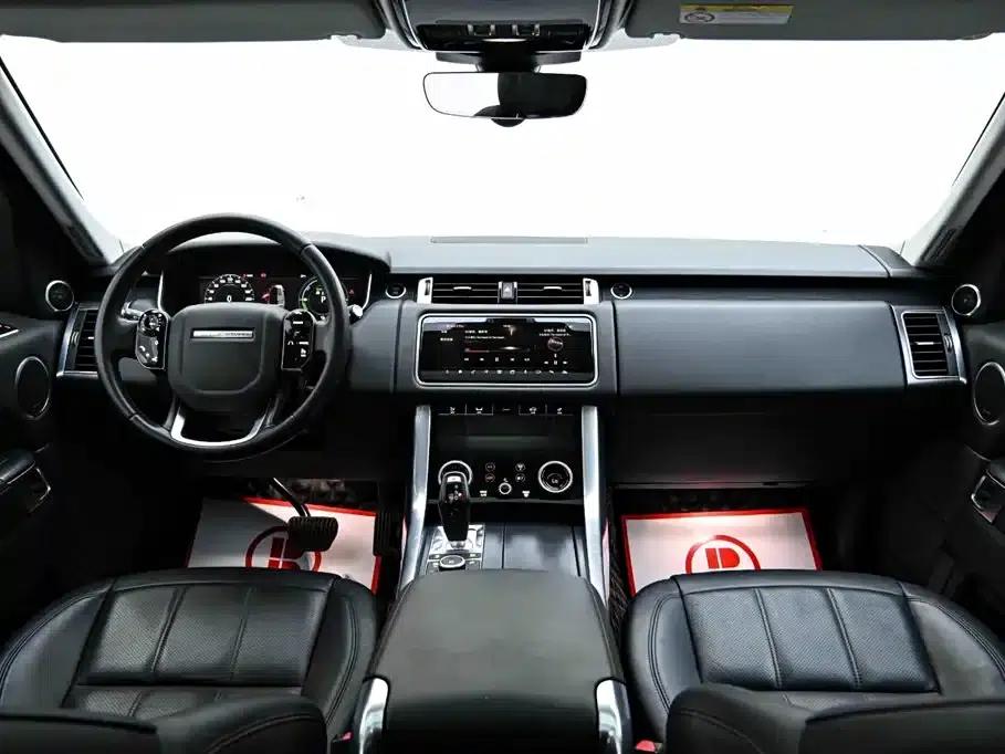 Range Rover Sport Hybrid 2020 P400e SE — миниатюра 6