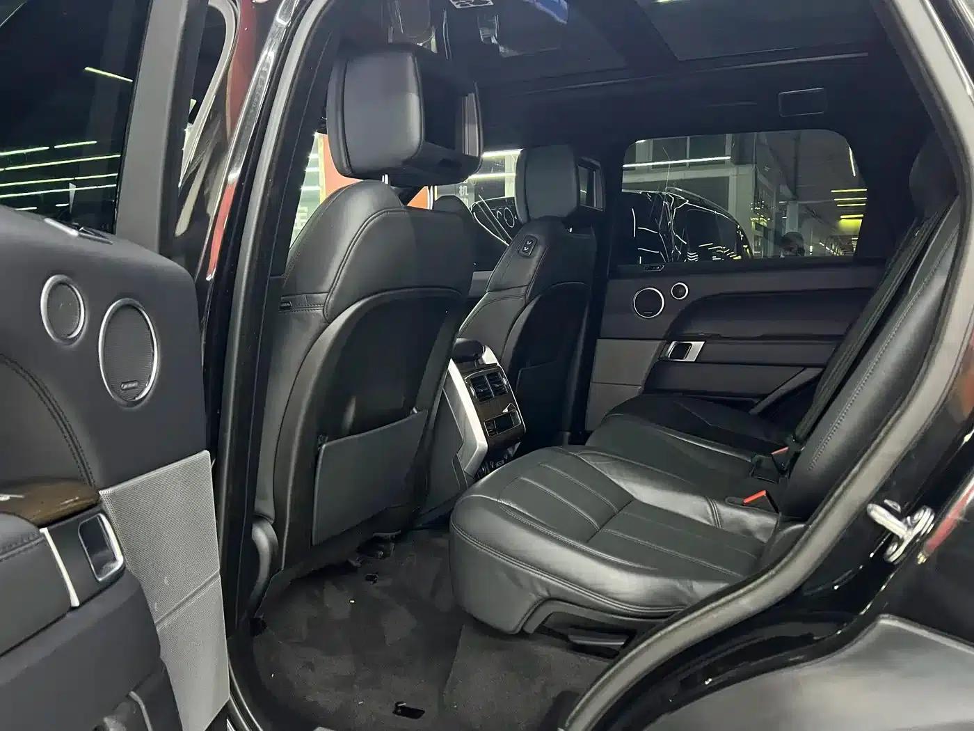 Range Rover Sport Hybrid 2018 P400e — миниатюра 5