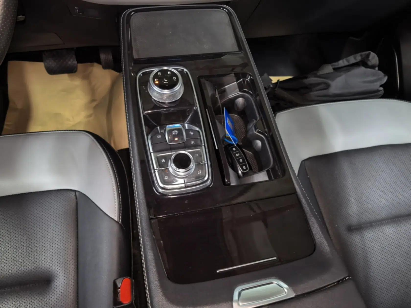 Ford Equator New Energy 2025 Platinum Edition — миниатюра 17
