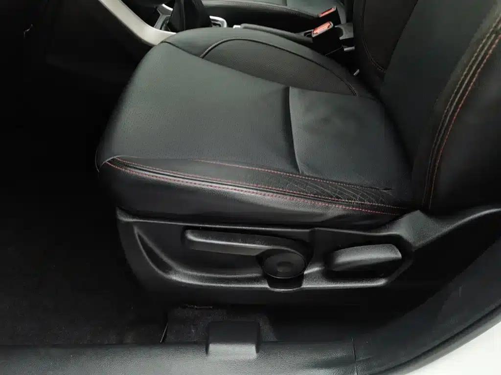 2014 Vitara 1.6L Manual 2WD Elite — миниатюра 20