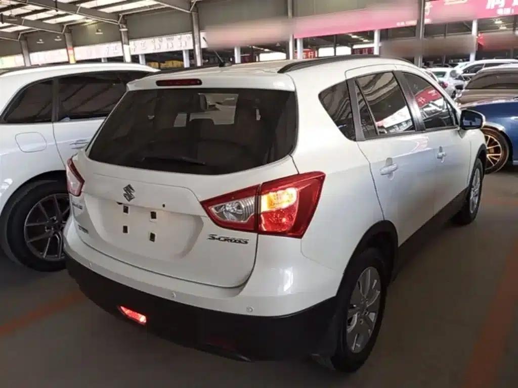 2014 Vitara 1.6L Manual 2WD Entry-level — миниатюра 7