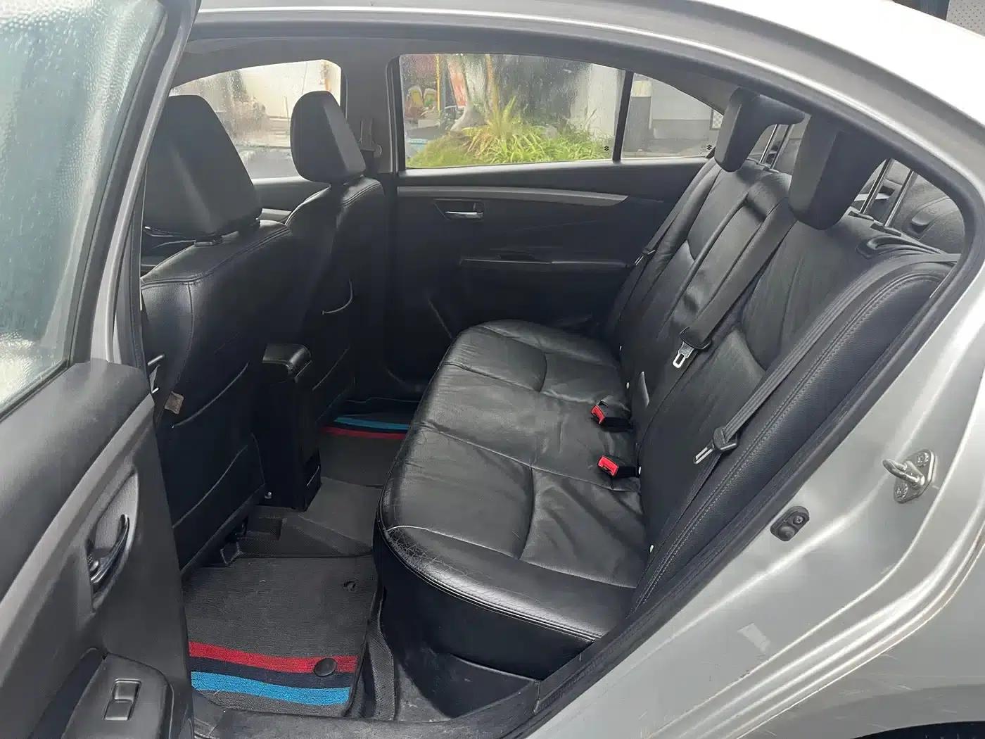 Ciaz 2015 1.6L Manual Enjoyment Edition — миниатюра 11