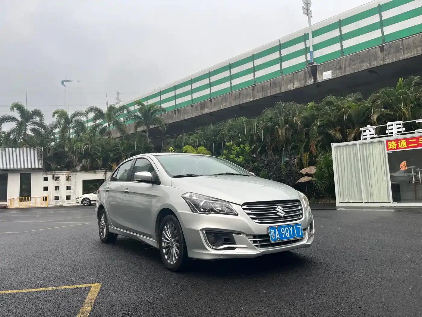 Ciaz 2015 1.6L Manual Enjoyment Edition — миниатюра 3