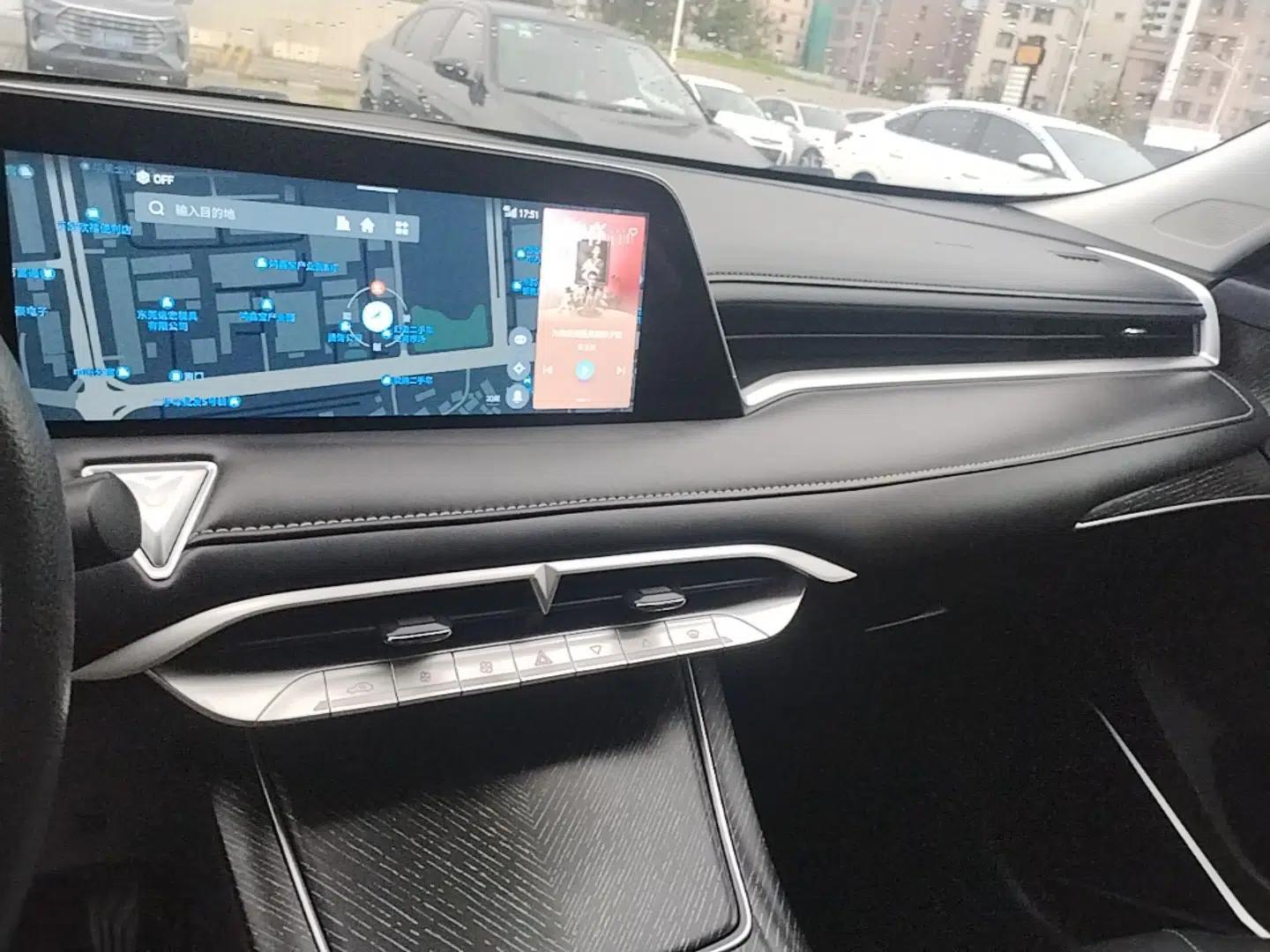 Venucia V 2021 260T Idol Edition — миниатюра 16