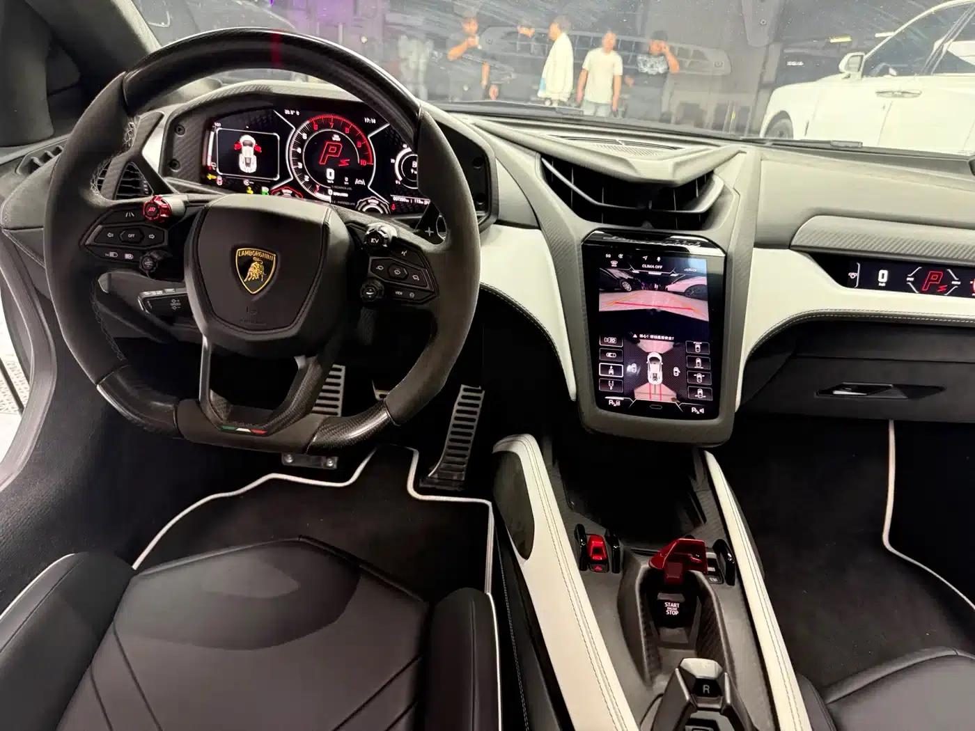 Revuelto 2023 6.5L PHEV Standard Edition — миниатюра 12