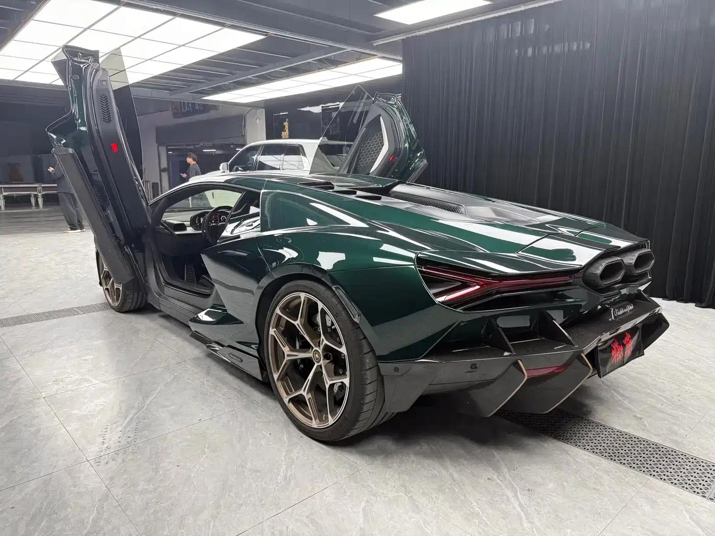 Revuelto 2023 6.5L PHEV Standard Edition — миниатюра 8