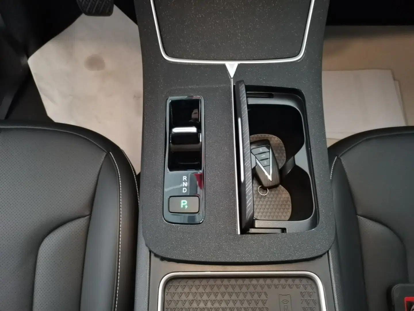 Venucia V DD-i 2023 60km iD Version — миниатюра 17
