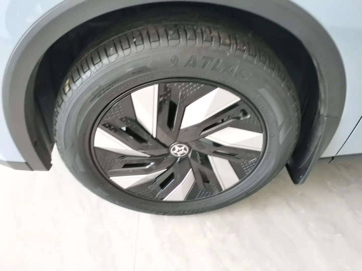 Venucia V DD-i 2023 60km iD Version — миниатюра 8
