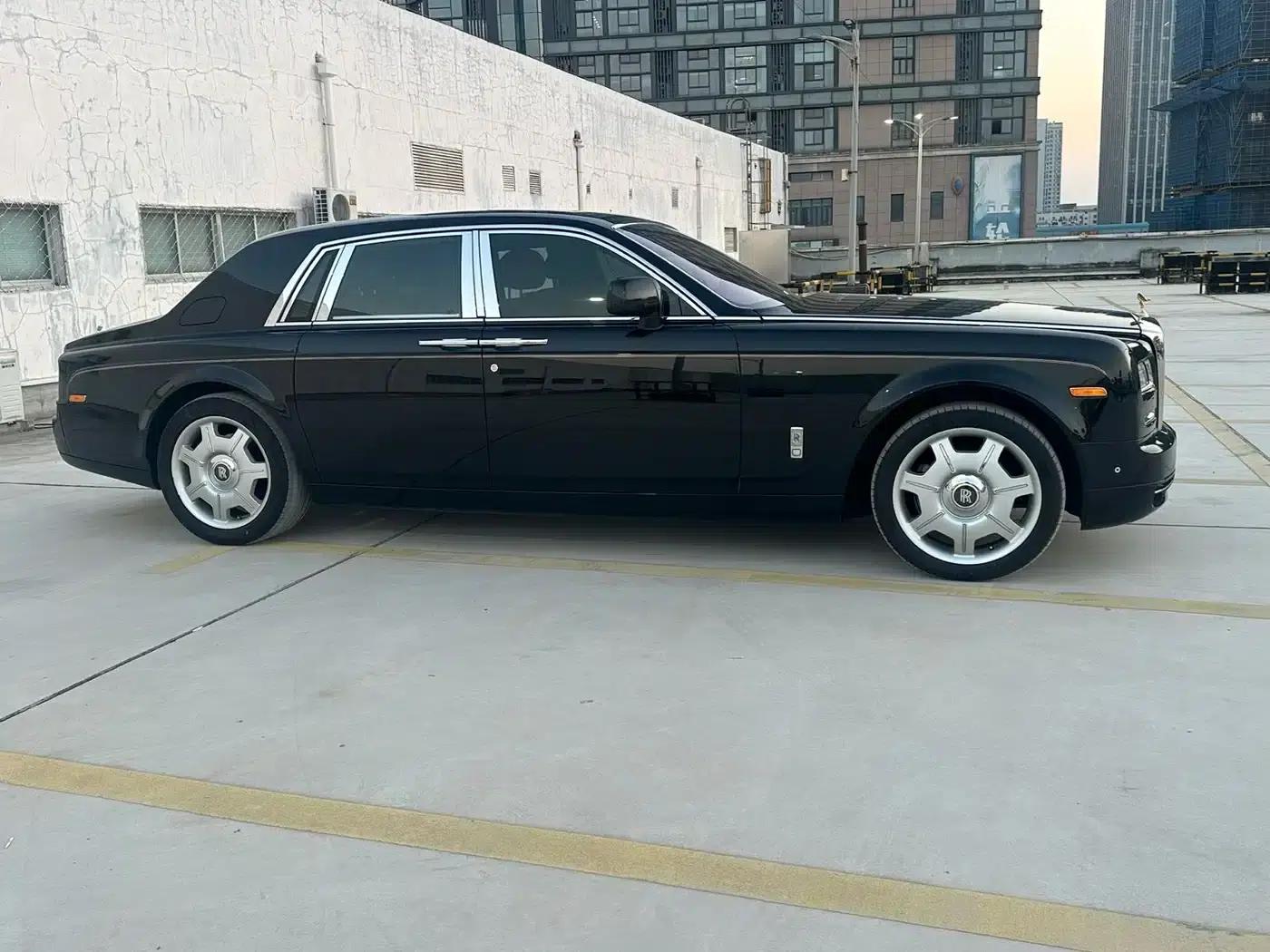 2013 Phantom 6.7L Standard Edition — миниатюра 28