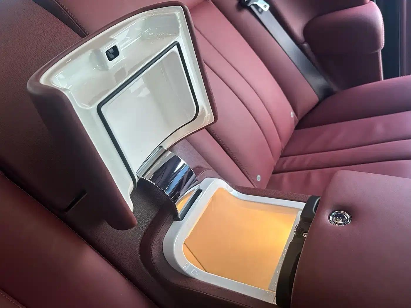 2013 Phantom 6.7L Standard Edition — миниатюра 7