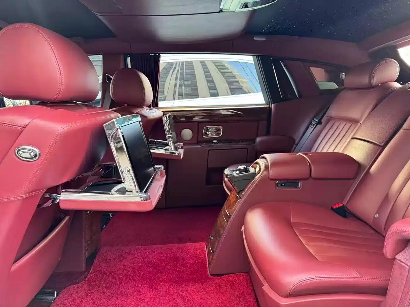 2006 Phantom 6.7L Extended Wheelbase (EWB) — миниатюра 5