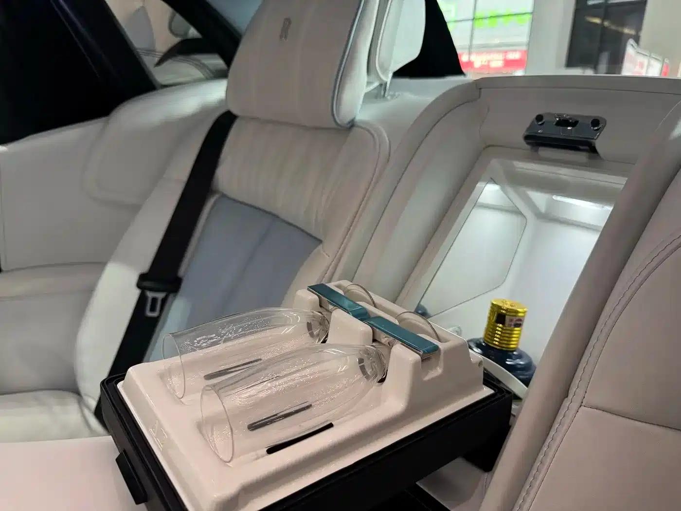 2018 Phantom 6.7T Long Wheelbase — миниатюра 18