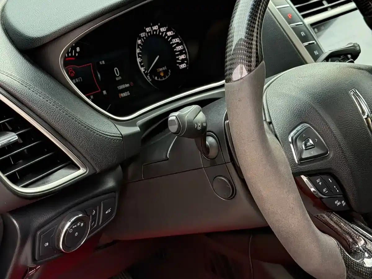 Lincoln MKX 2015 2.0T AWD Premium Edition — миниатюра 11