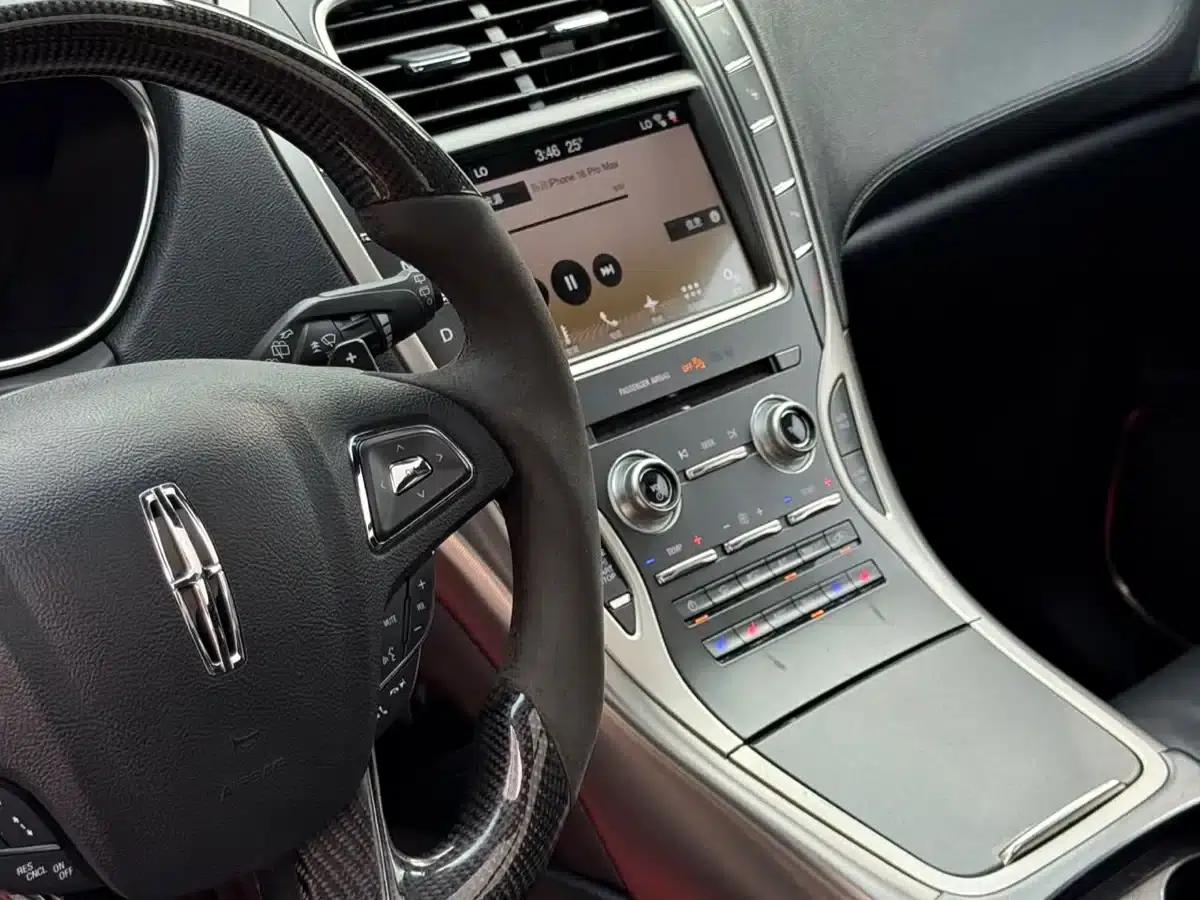 Lincoln MKX 2015 2.0T AWD Premium Edition — миниатюра 12