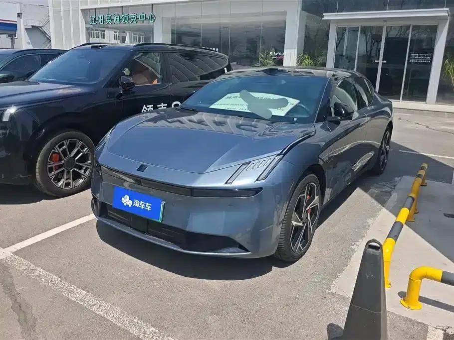 Lynk & Co Z10 2025 Model 95kWh 702km AWD Halo — миниатюра 1