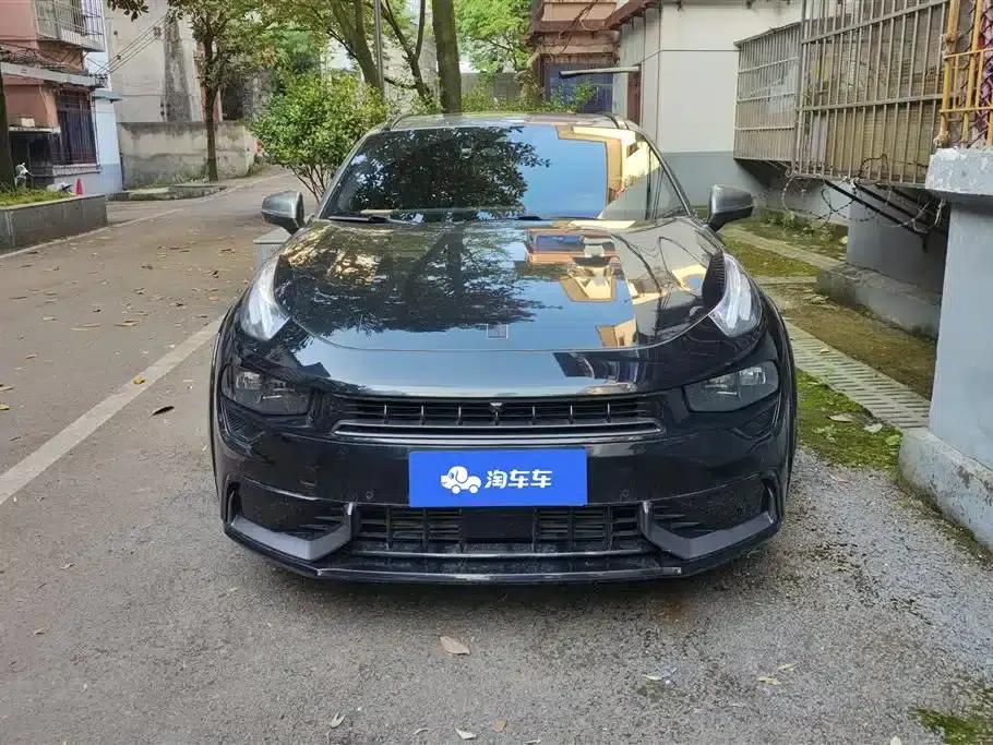 Lynk & Co 02 Hatchback 2022 2.0TD Pro — миниатюра 2
