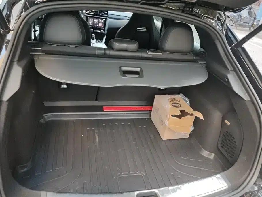 Lynk & Co 02 Hatchback 2022 2.0TD Pro — миниатюра 4