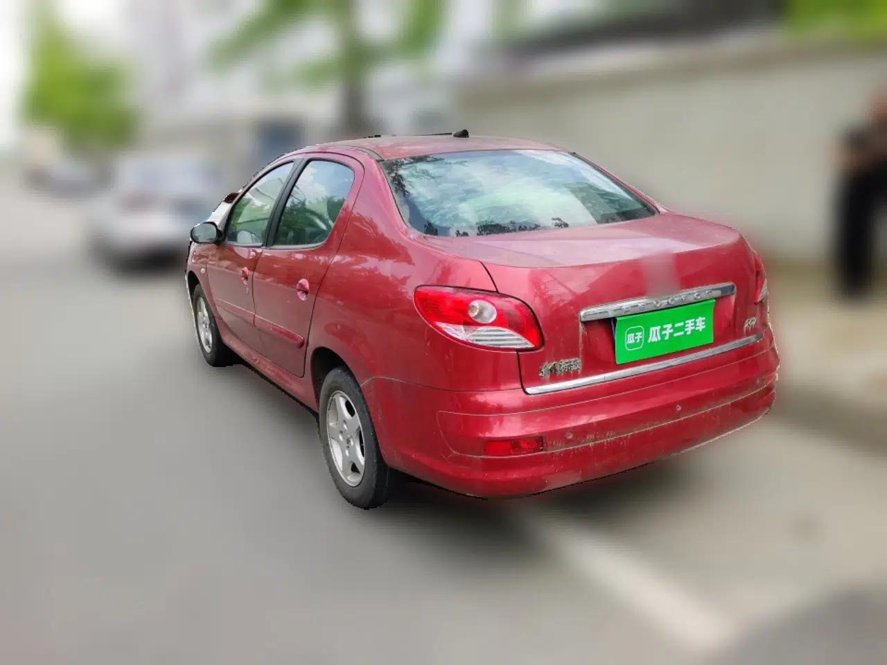 Peugeot 207 2011 Sedan 1.4L Manual Yule Edition — миниатюра 4