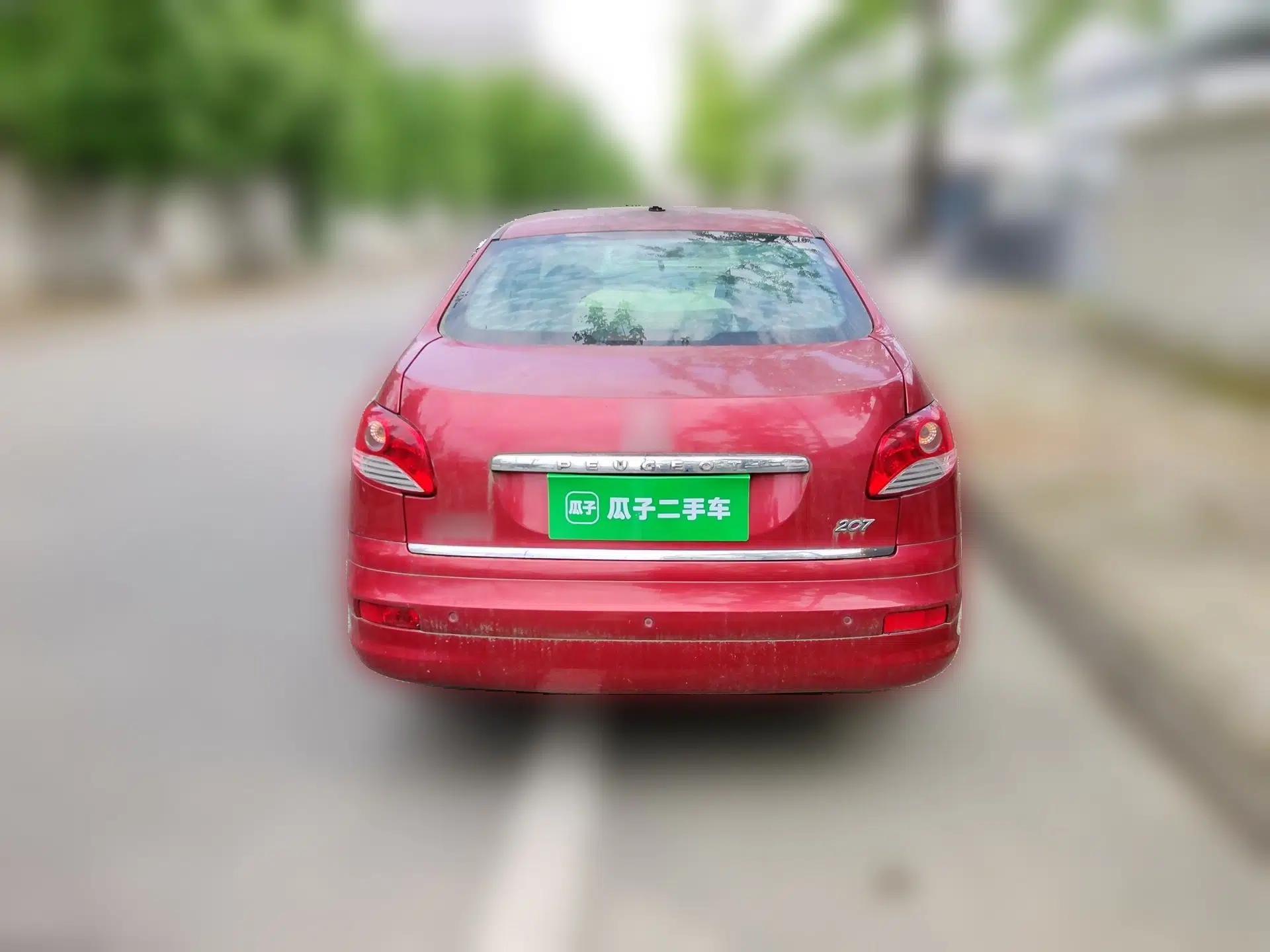 Peugeot 207 2011 Sedan 1.4L Manual Yule Edition — миниатюра 5