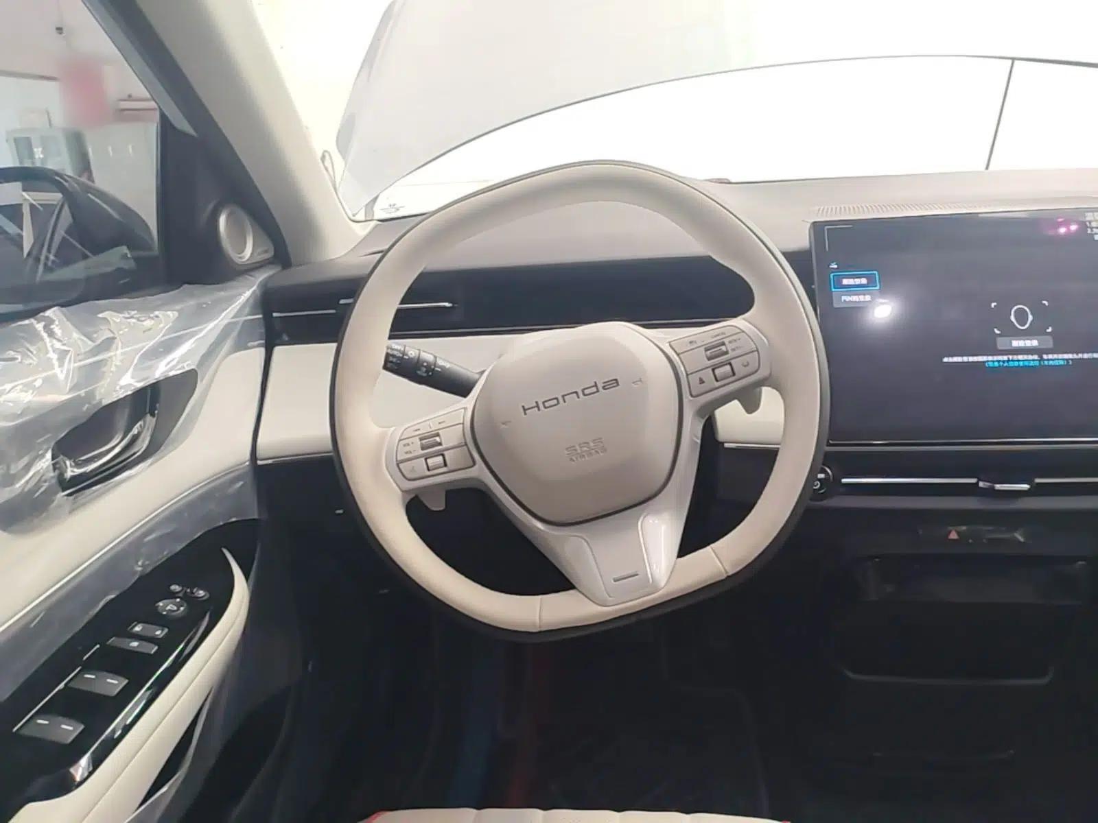 Honda e:NS2 2024 Glitter Edition — миниатюра 14