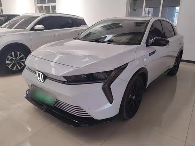 Honda e:NS2 2024 Glitter Edition