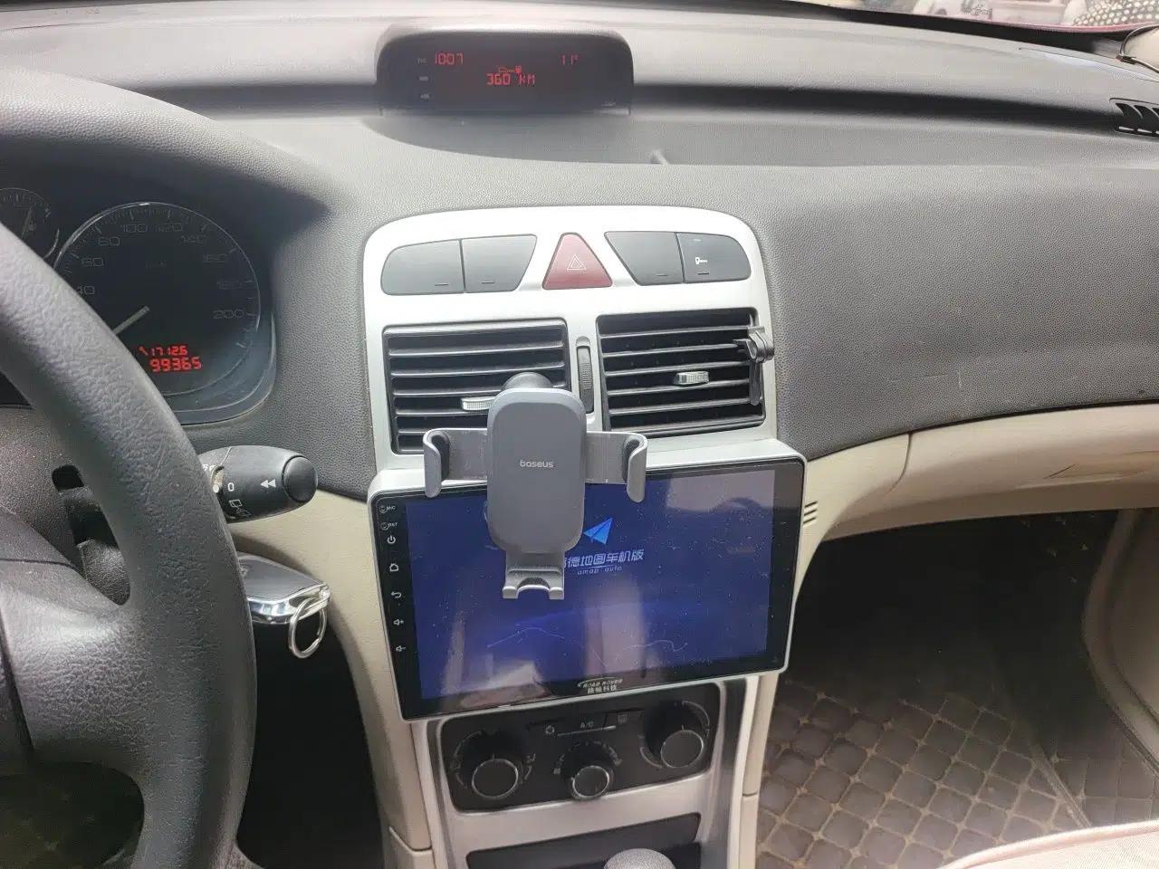 Peugeot 307 2012 Hatchback 1.6L Automatic Comfort Edition — миниатюра 14