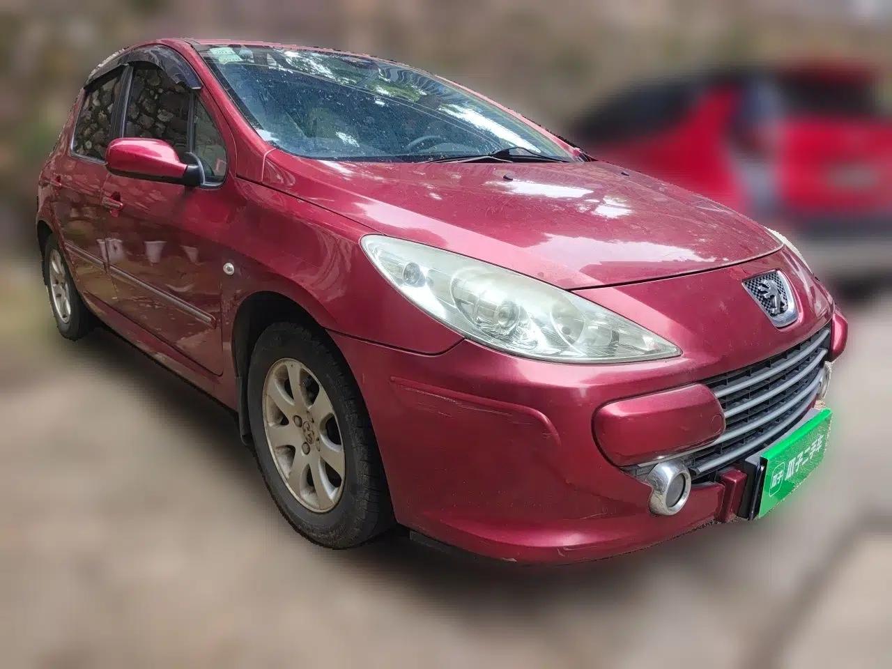 Peugeot 307 2012 Hatchback 1.6L Automatic Comfort Edition — миниатюра 3
