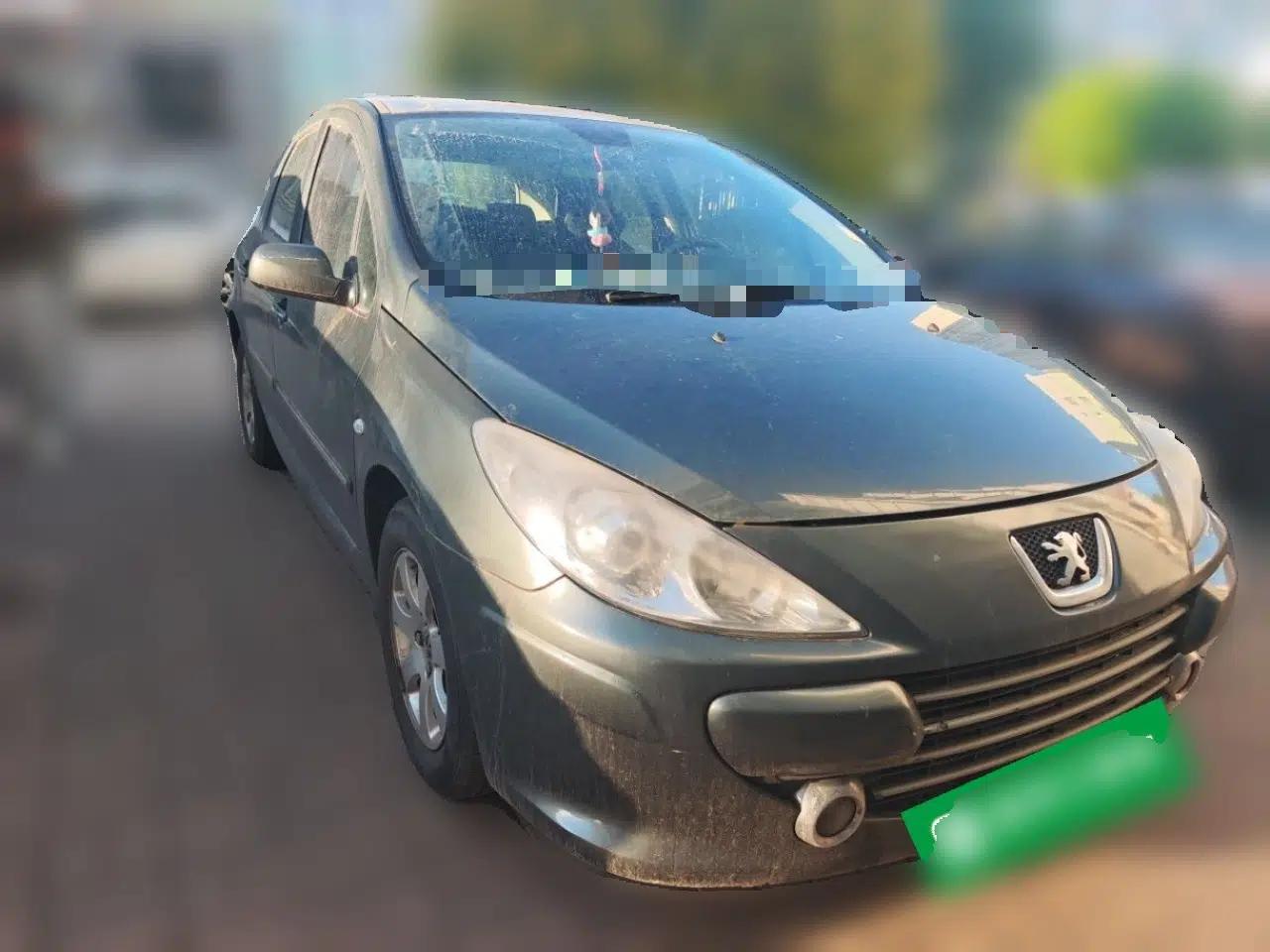 Peugeot 307 2012 Hatchback 1.6L Automatic Comfort Edition — миниатюра 3