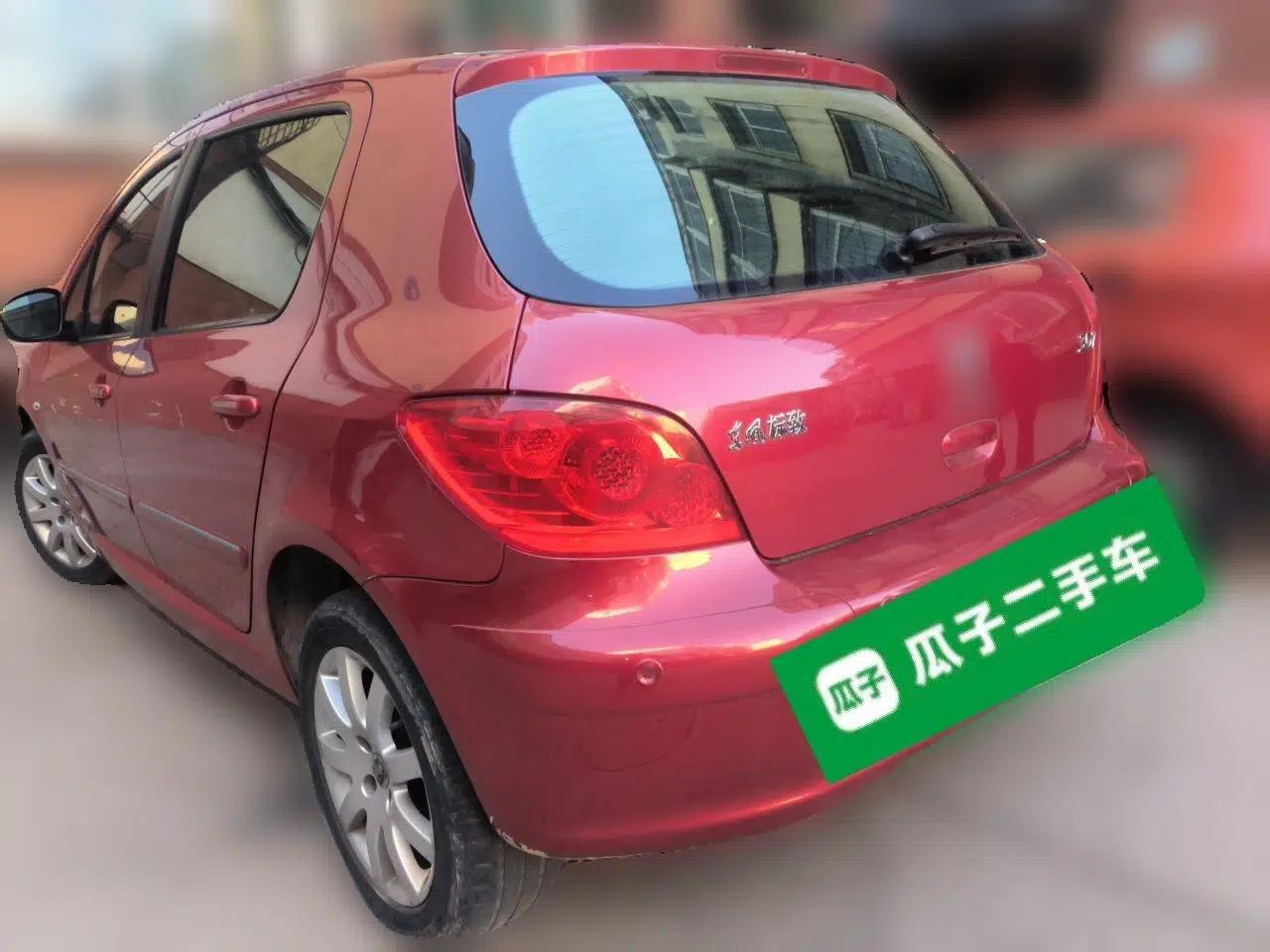 Peugeot 307 2013 Hatchback 1.6L Manual Comfort Edition — миниатюра 4
