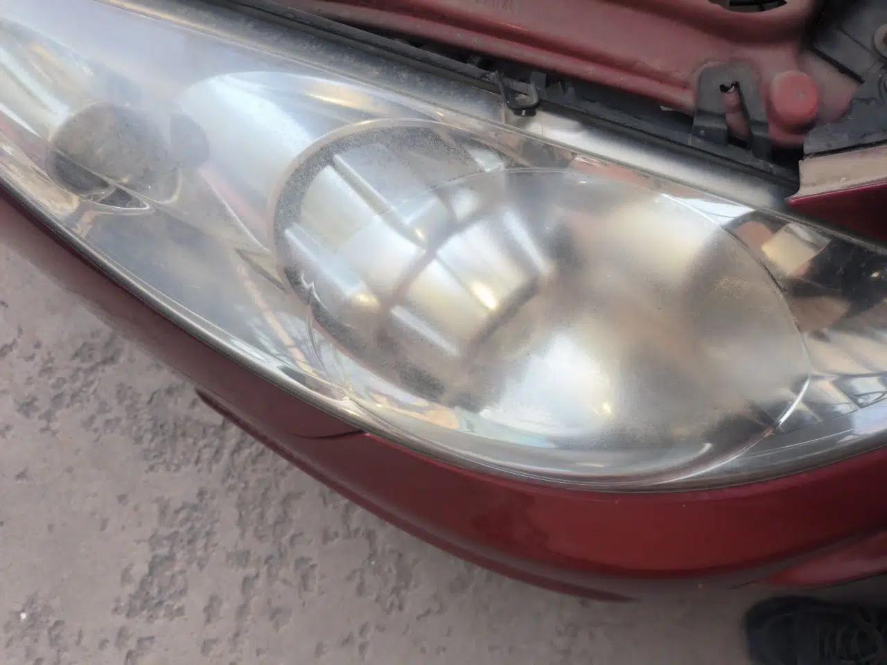 Peugeot 307 2013 Hatchback 1.6L Manual Comfort Edition — миниатюра 7