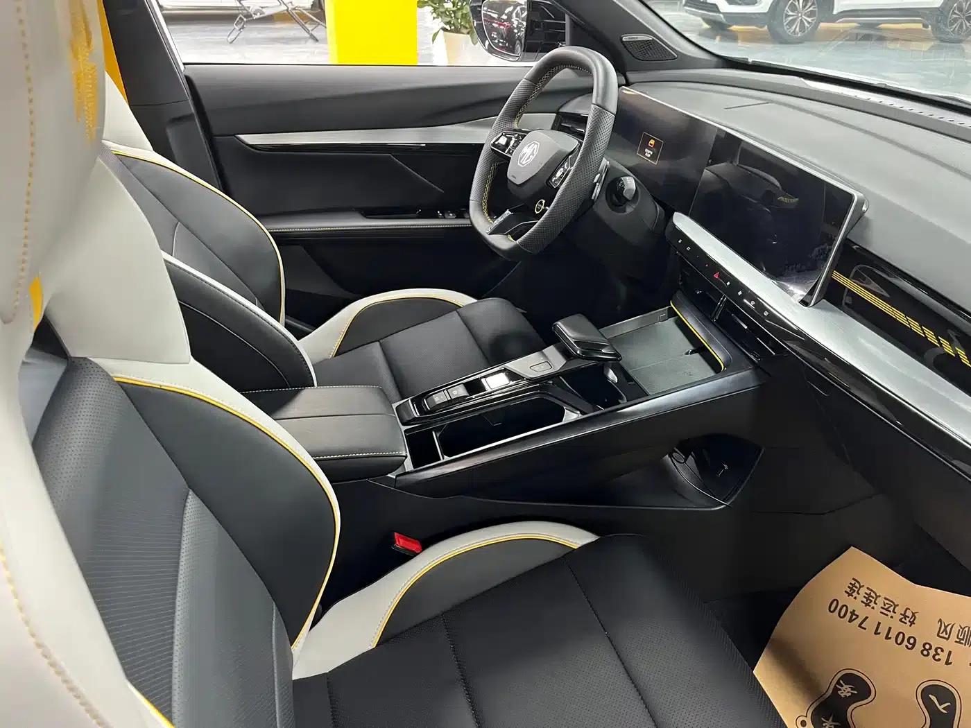 MG5 Scorpio 2022 1.5T Luxury Edition — миниатюра 8