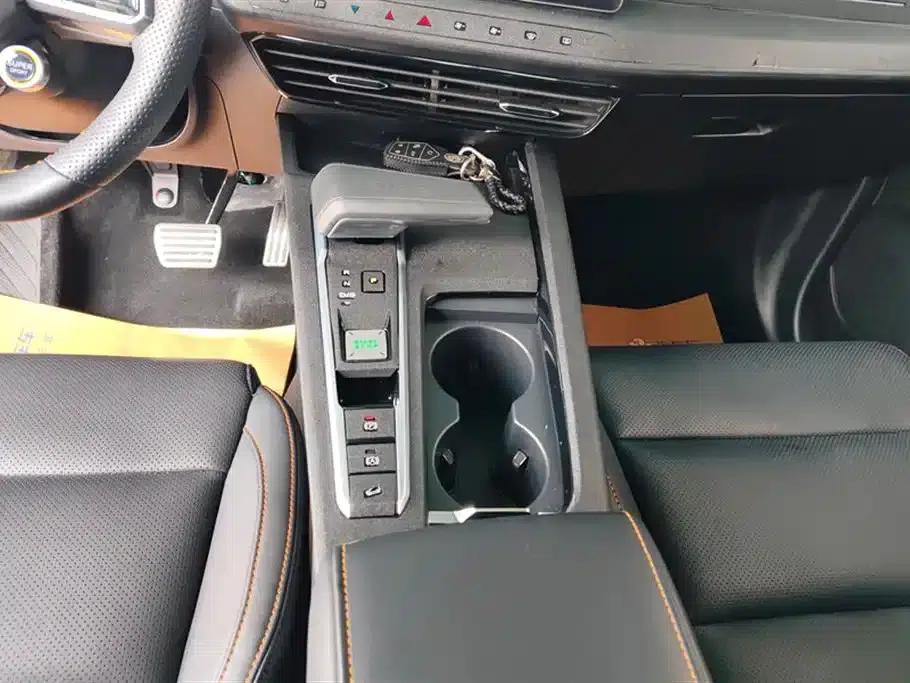 MG ONE 2022 α-Smart Sports Series 1.5T Advanced Edition — миниатюра 16