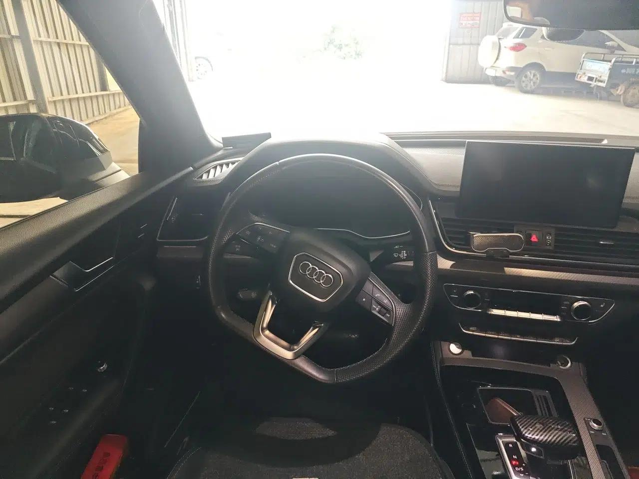 Audi Q5L Sportback 2021 45 TFSI Luxury Edition — миниатюра 11