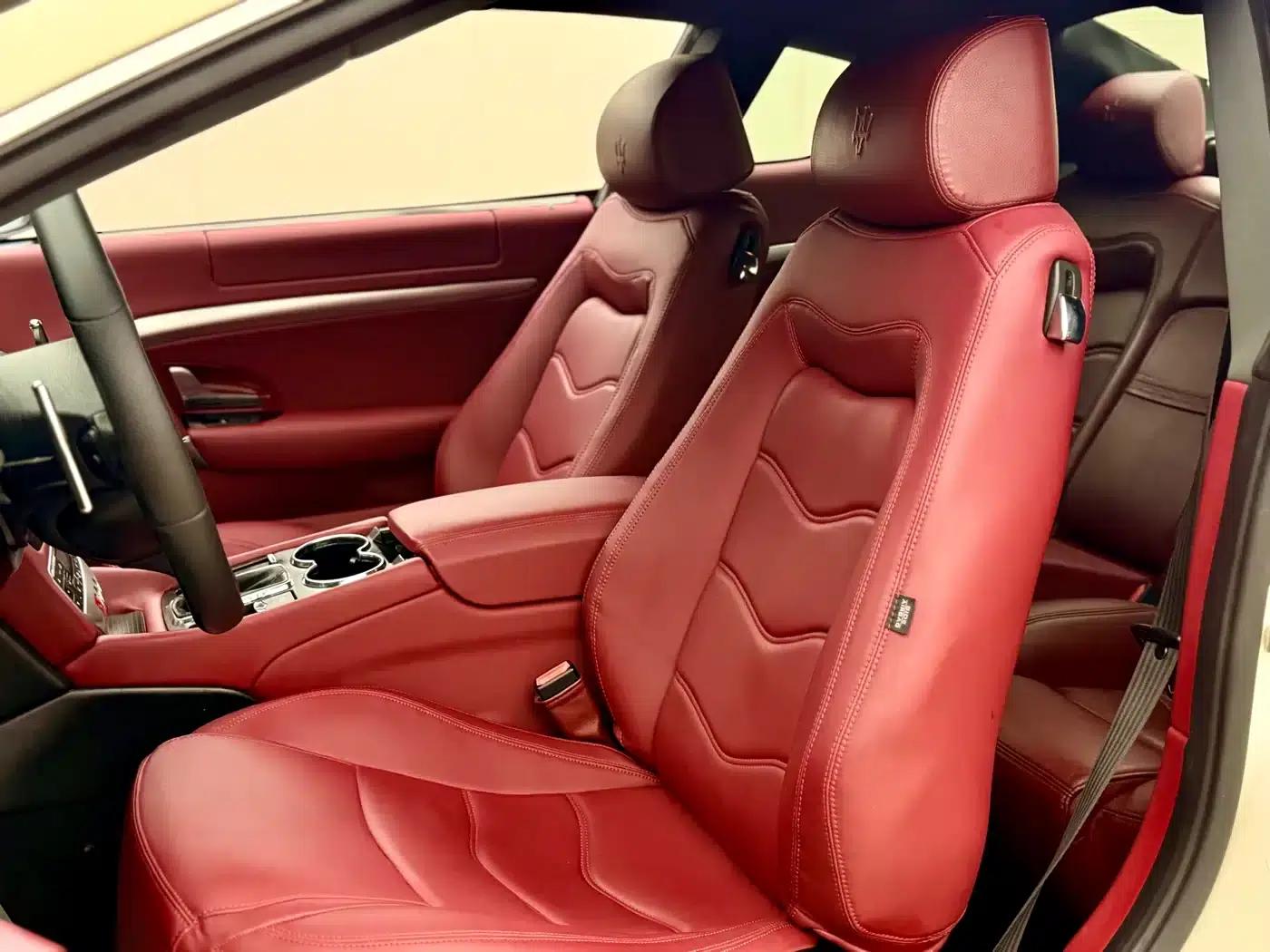 2013 GranTurismo 4.2L Automatic — миниатюра 16