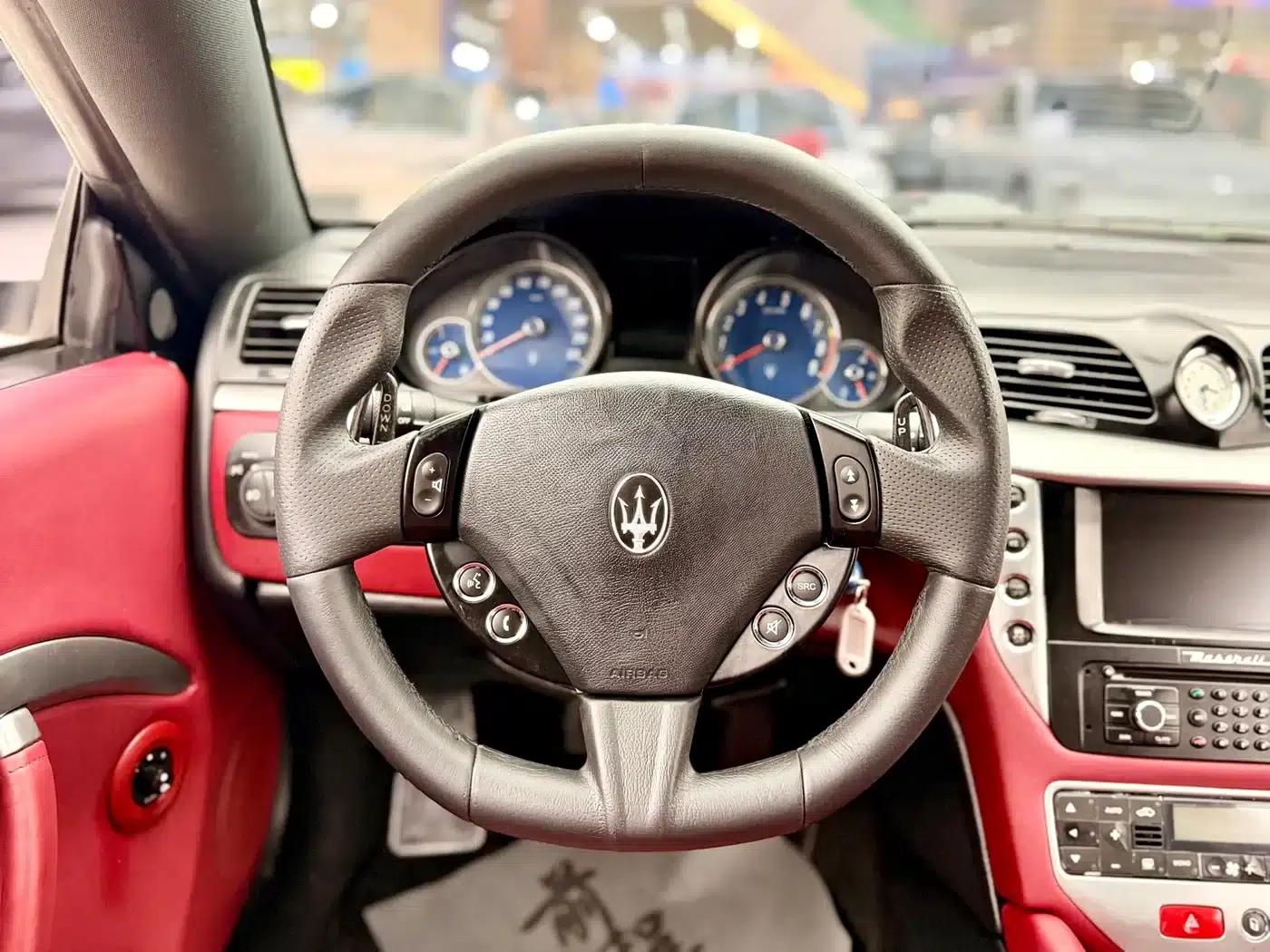 2013 GranTurismo 4.2L Automatic — миниатюра 19