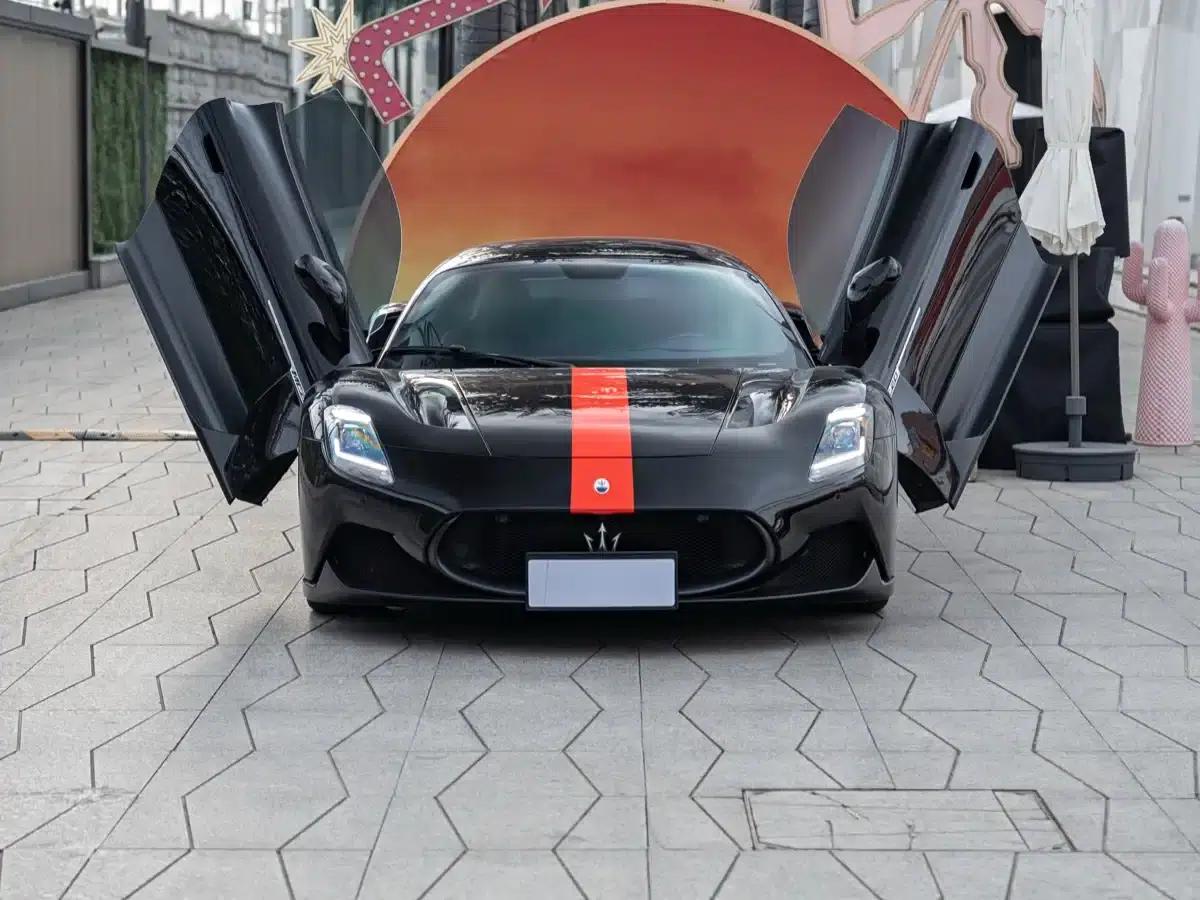 Maserati MC20 2020 3.0T Standard Edition — миниатюра 2