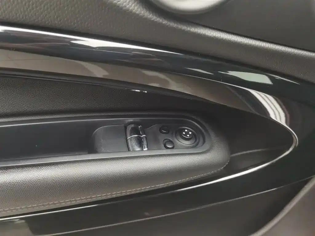 2014 MINI PACEMAN 1.6L COOPER — миниатюра 9
